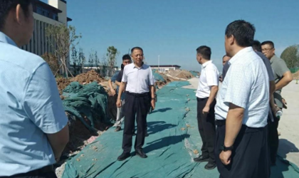 现场办公解决问题 为漯河高中新校区顺利启用创优环境