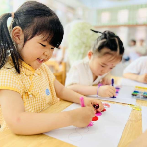 艺彩纷呈 美润童心 二七区教育局举行幼儿园美育教育巡礼