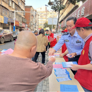 河南省信阳市民权街道办事处：党员“双报到” 普法进社区