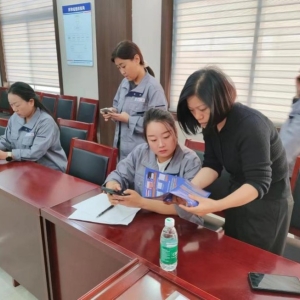 漯河市郾城区总工会：“现场办公下基层”实现职工普惠新模式