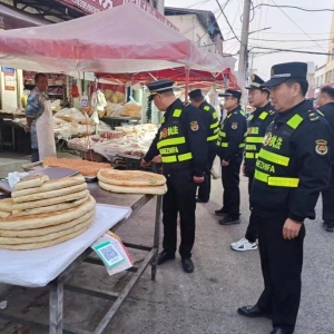致力市容“常治” 保持市貌“常新”｜漯河市郾城区组织开展联合集中整治行动