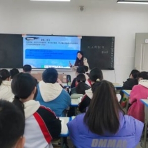 漯河市源汇区实验学校（初中部）开展诗歌教学研讨活动