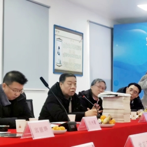 衡水画家王宝泉向房山石楼镇贾岛文化研讨会捐赠书画