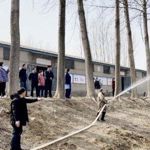 漯河市安委办主任、市应急管理局局长孙全忠带队督导检查烟花爆竹安全风险防控工作