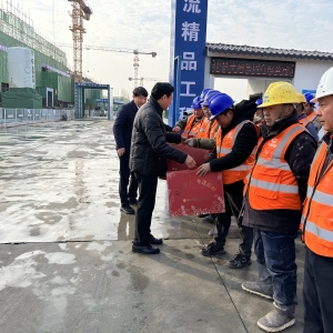 漯河市郾城区总工会开展2024年度“双节”送温暖慰问活动