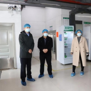 漯河市源汇区副区长王彦杰到源汇区实验学校视导食品安全工作