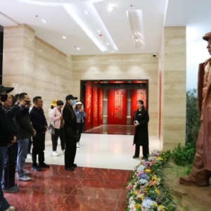漯河市文化馆开展“追寻革命足迹 感悟伟大建党精神”主题党日教育实践活动