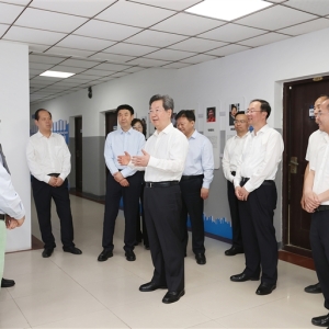 楼阳生到郑州航空工业管理学院、中原工学院调研时强调 高标准推进高质量建设高效率落实 加快建设一流新型研究型工科大学