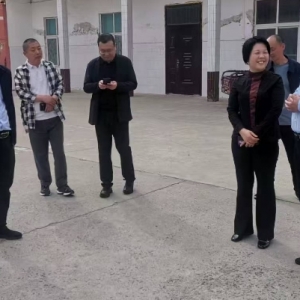 漯河市源汇区教育局领导深入大刘镇初级中学检查指导校园安全工作