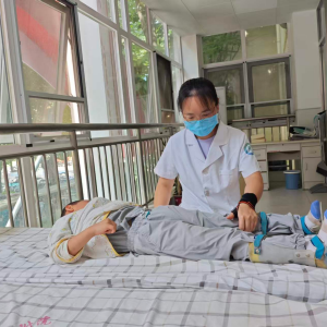 河南漯河：用爱点亮心灯  以专业守护生命