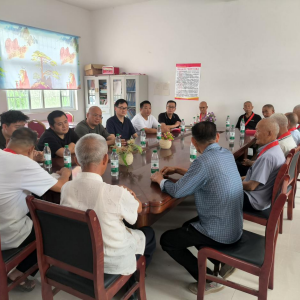 漯河市委网信办：赴帮扶村开展“不忘初心跟党走 齐心共赴新征程”主题活动